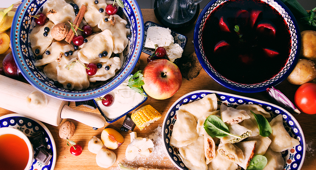 Zdjęcie na okładce dla Mirror Bistro - Pierogi Bystro